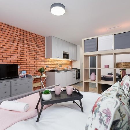 Deluxe Studio Cracow Arianska By Noclegi Renters Cracovia Exterior foto