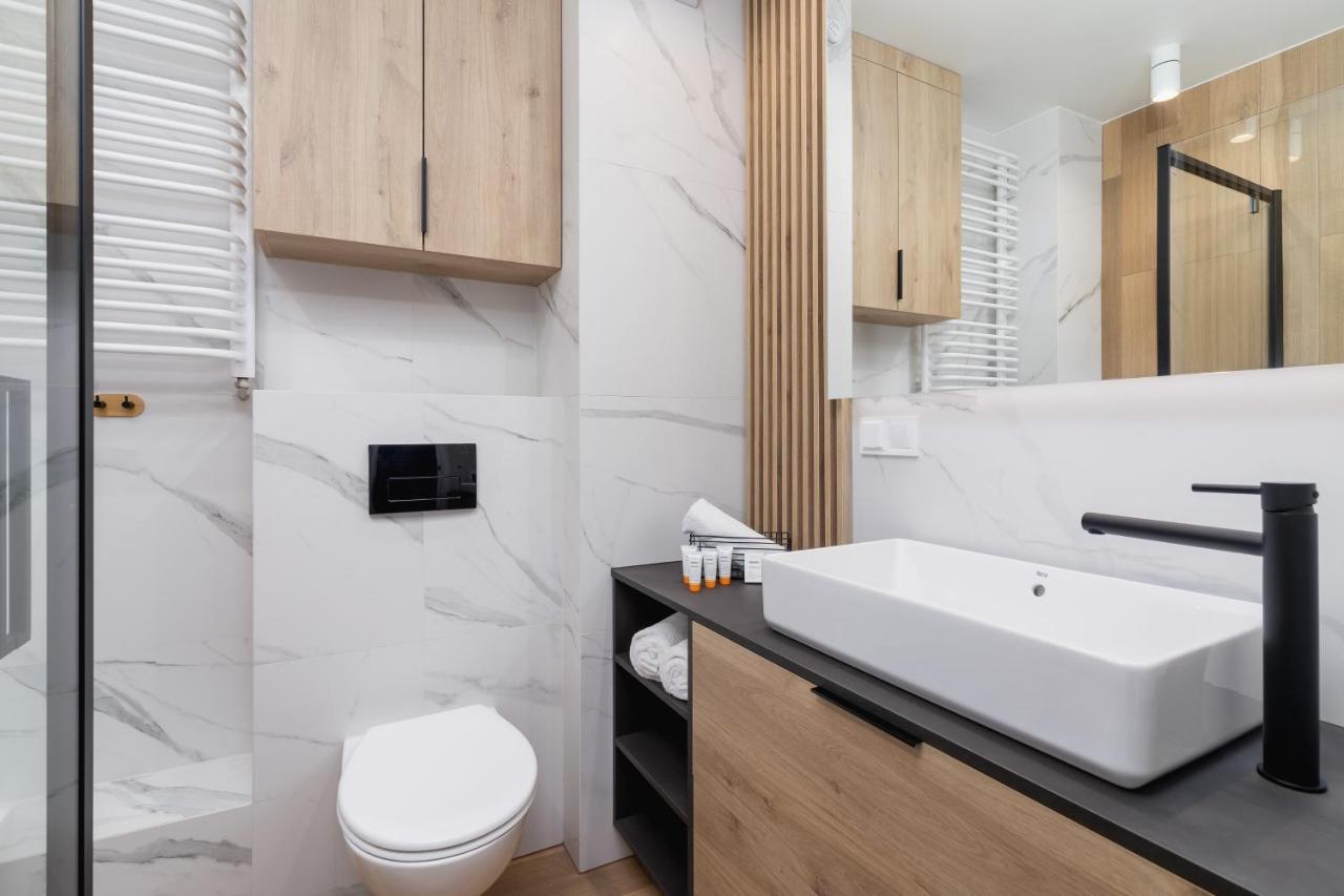Deluxe Studio Cracow Arianska By Noclegi Renters Cracovia Exterior foto